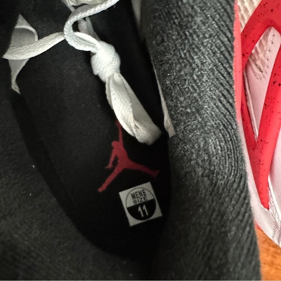 Air Jordan 4 Retro Red Cement Size 11 - Picture 7 of 9